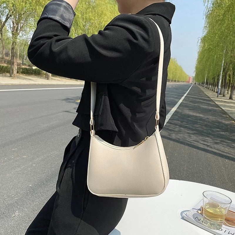 Bolsa Feminina Retrô De Couro